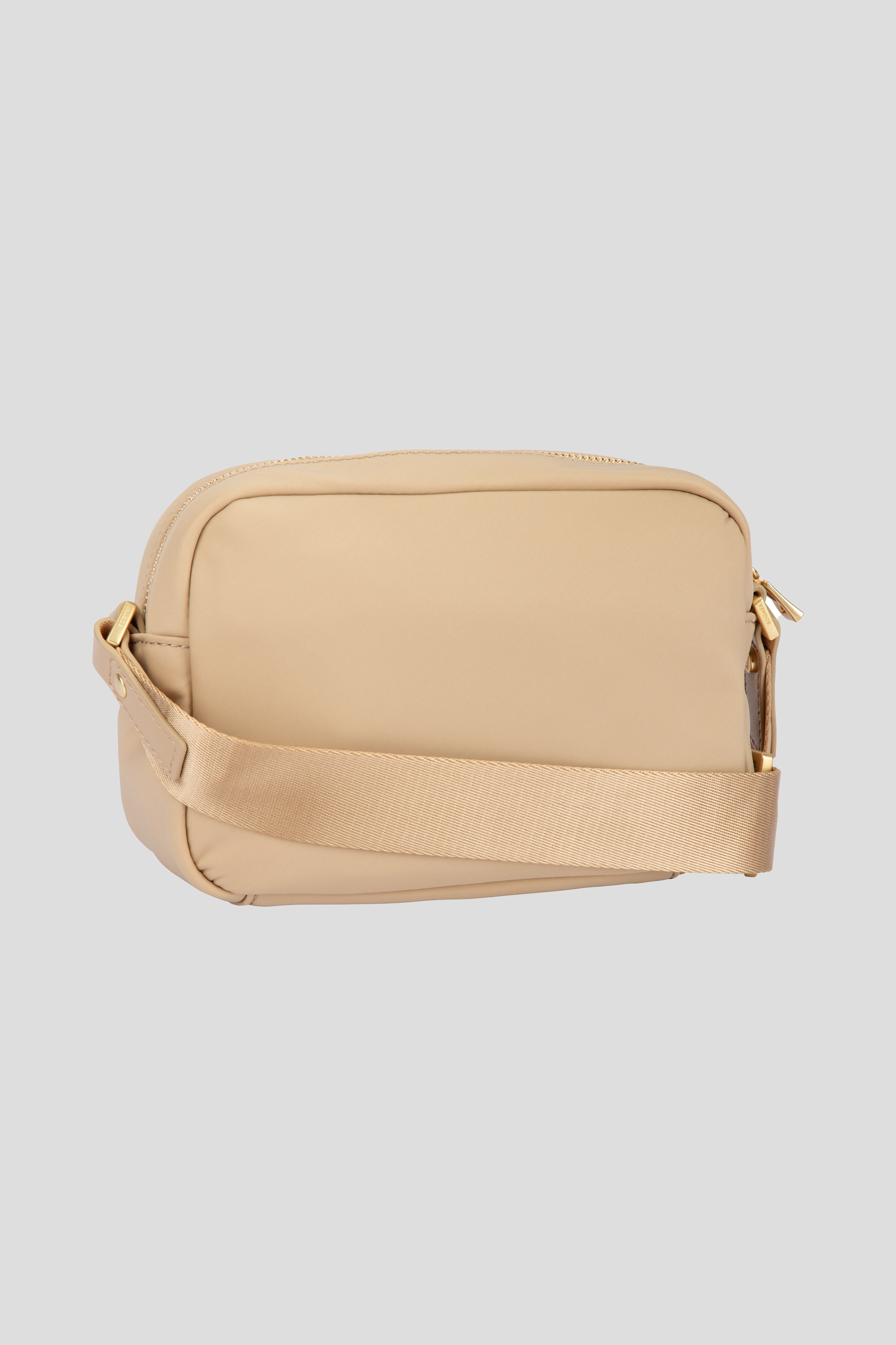 https://www.velvetfashion.rs/images/products/big/115819.jpg