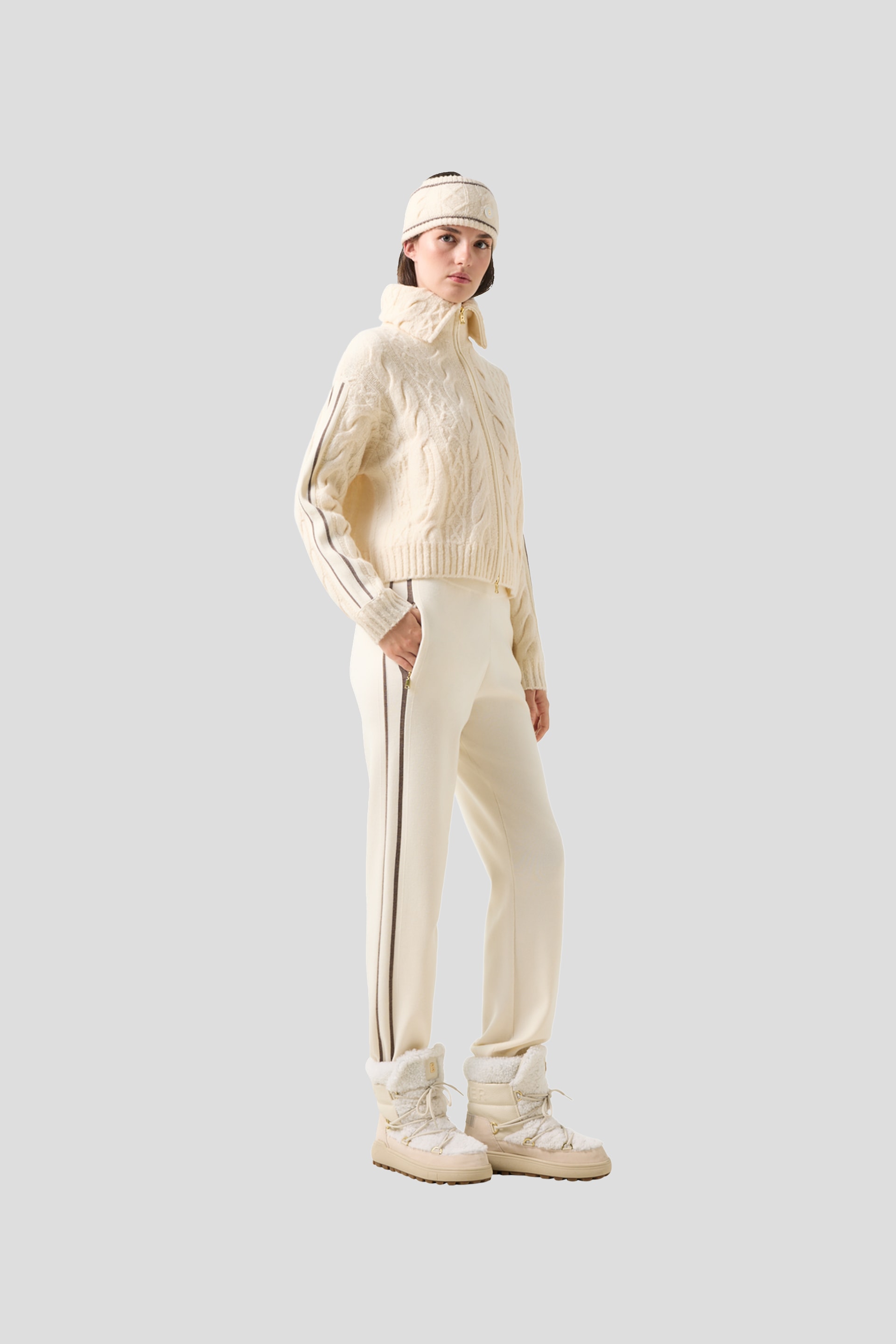 https://www.velvetfashion.rs/images/products/big/116458.jpg