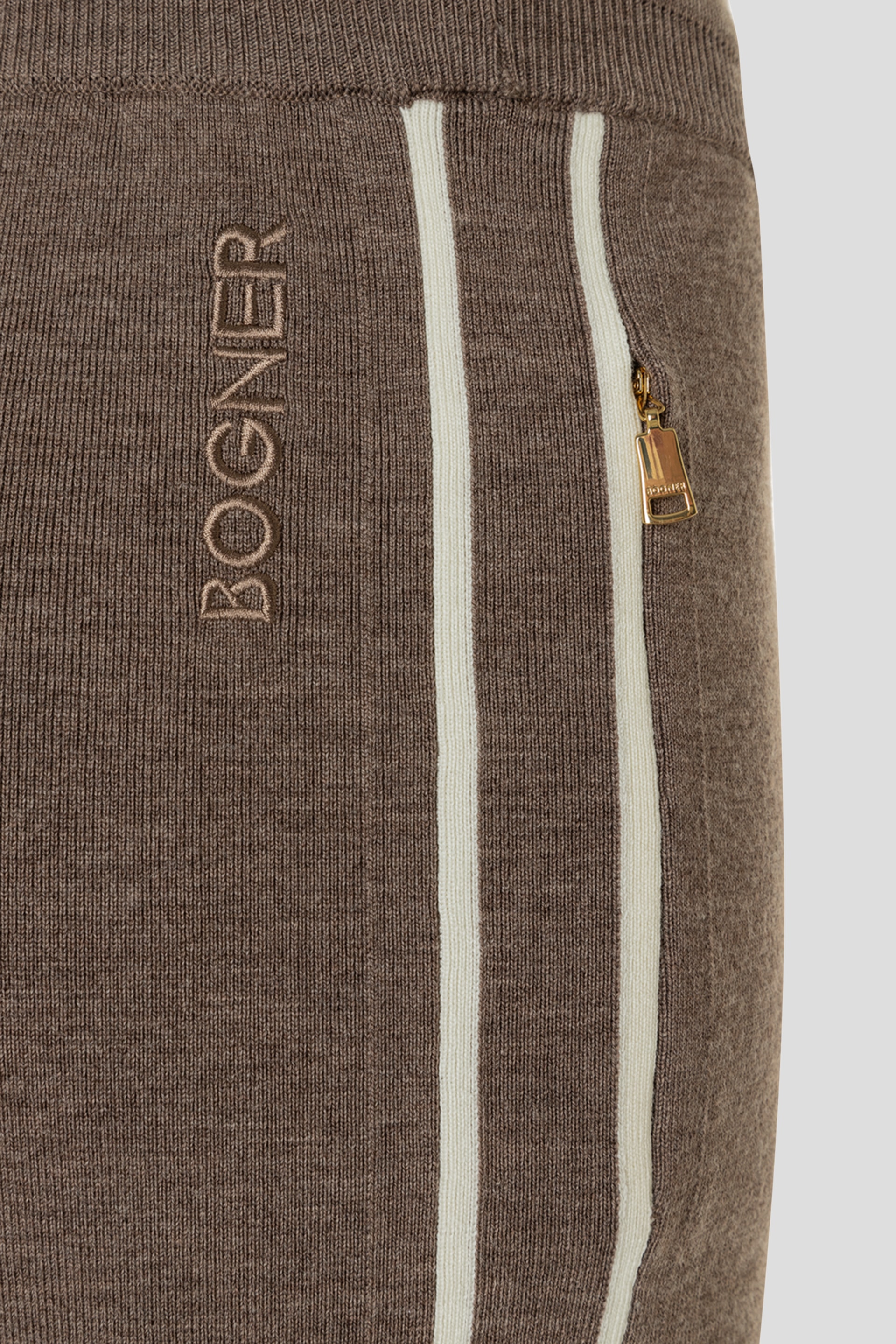 https://www.velvetfashion.rs/images/products/big/116477.jpg