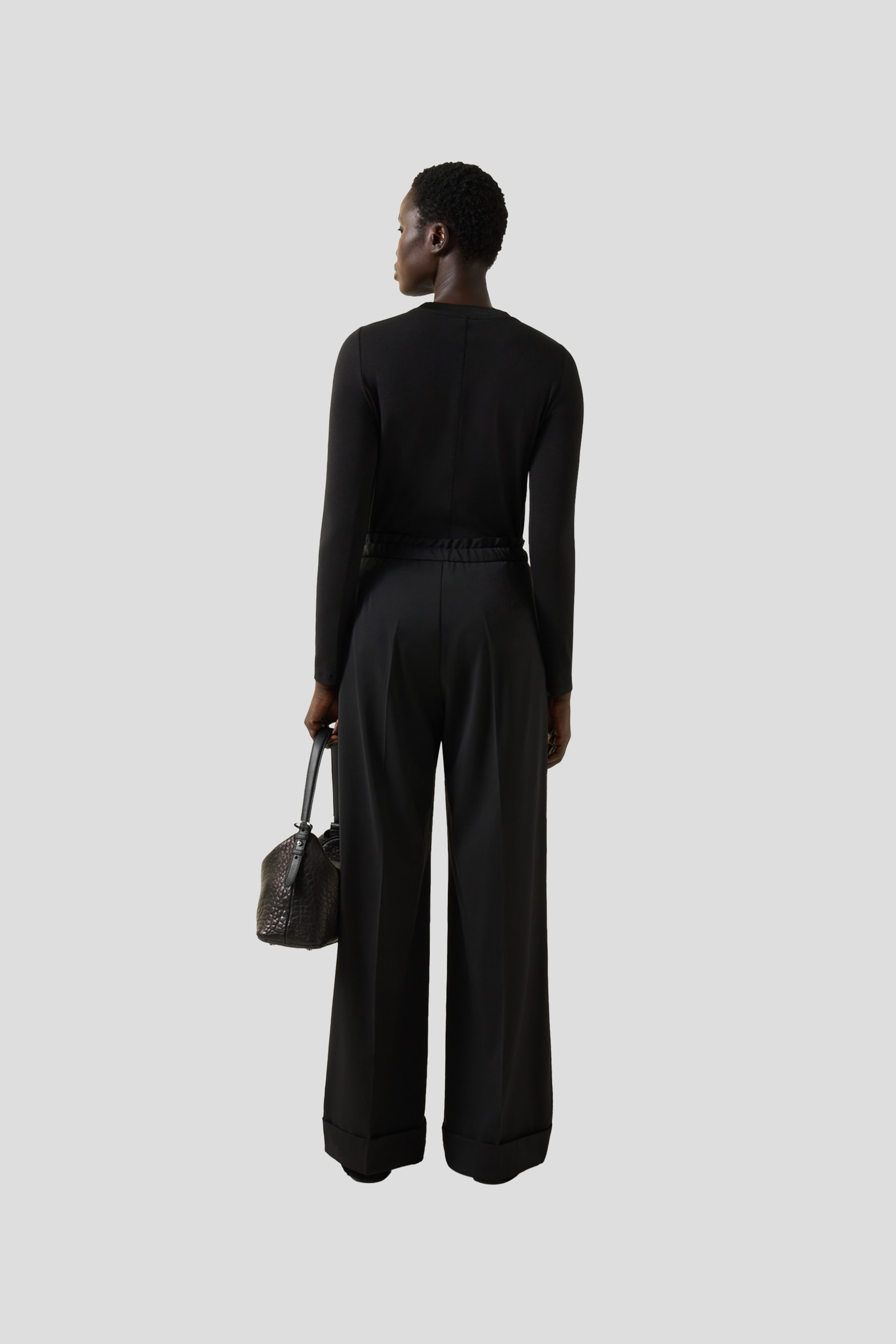 https://www.velvetfashion.rs/images/products/big/116606.jpg