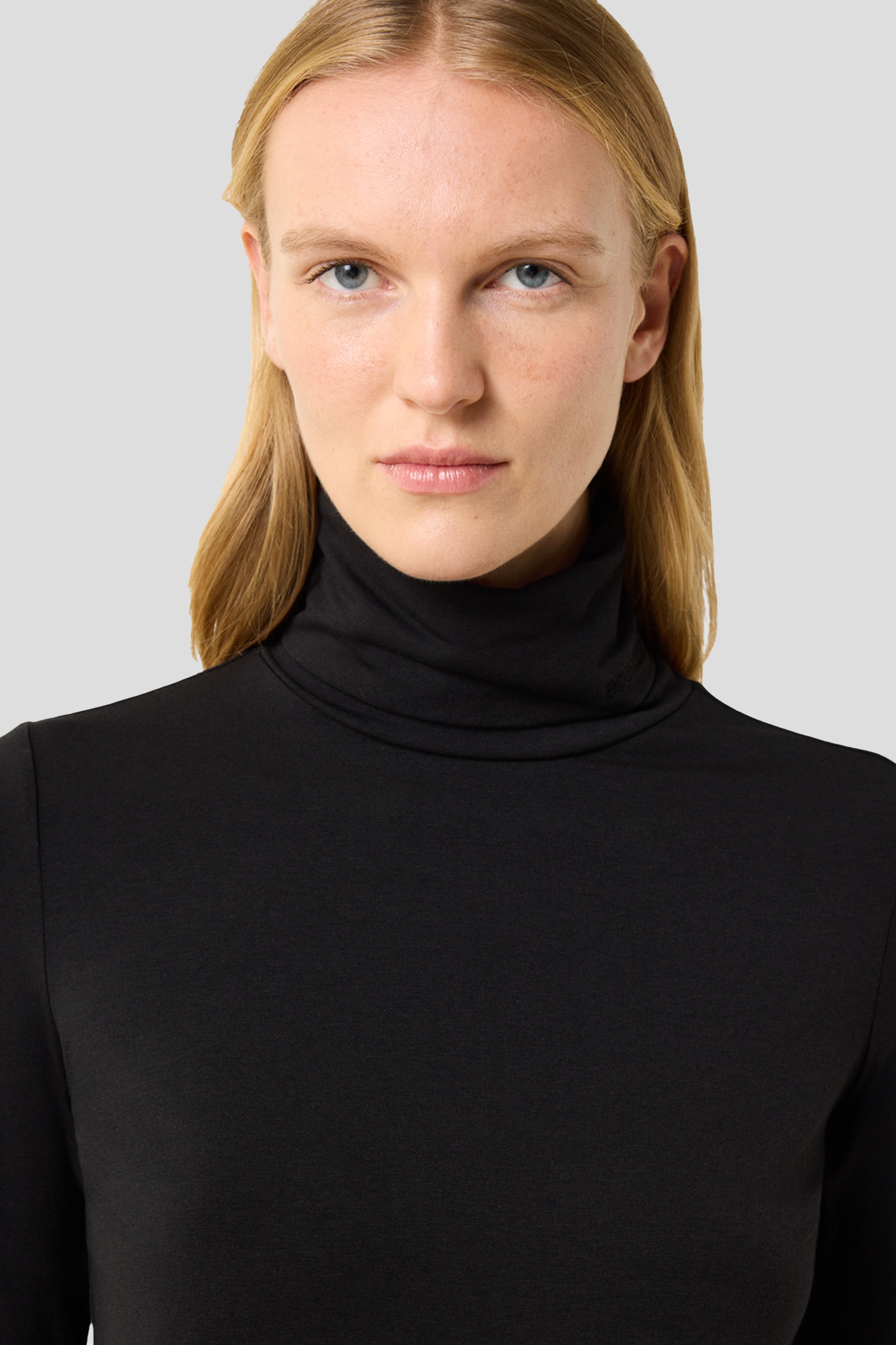 https://www.velvetfashion.rs/images/products/big/117601.jpg