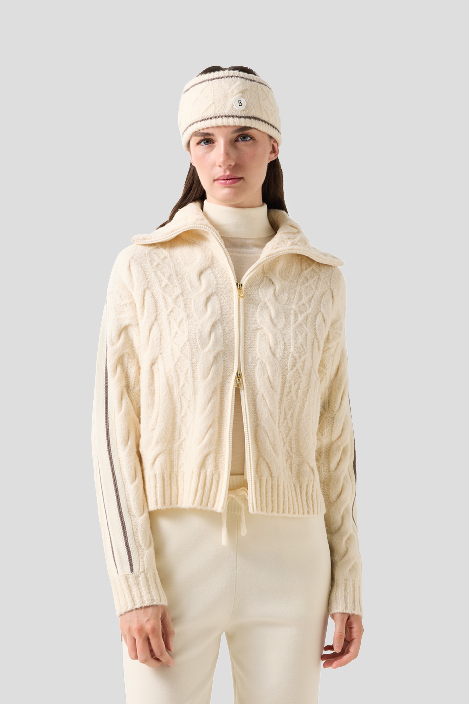 https://www.velvetfashion.rs/images/products/big/118101.jpg