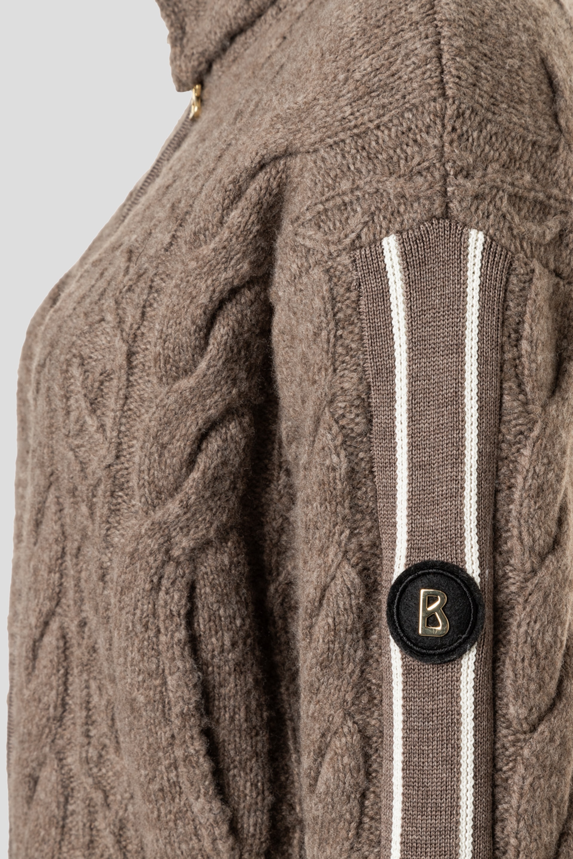 https://www.velvetfashion.rs/images/products/big/118128.jpg