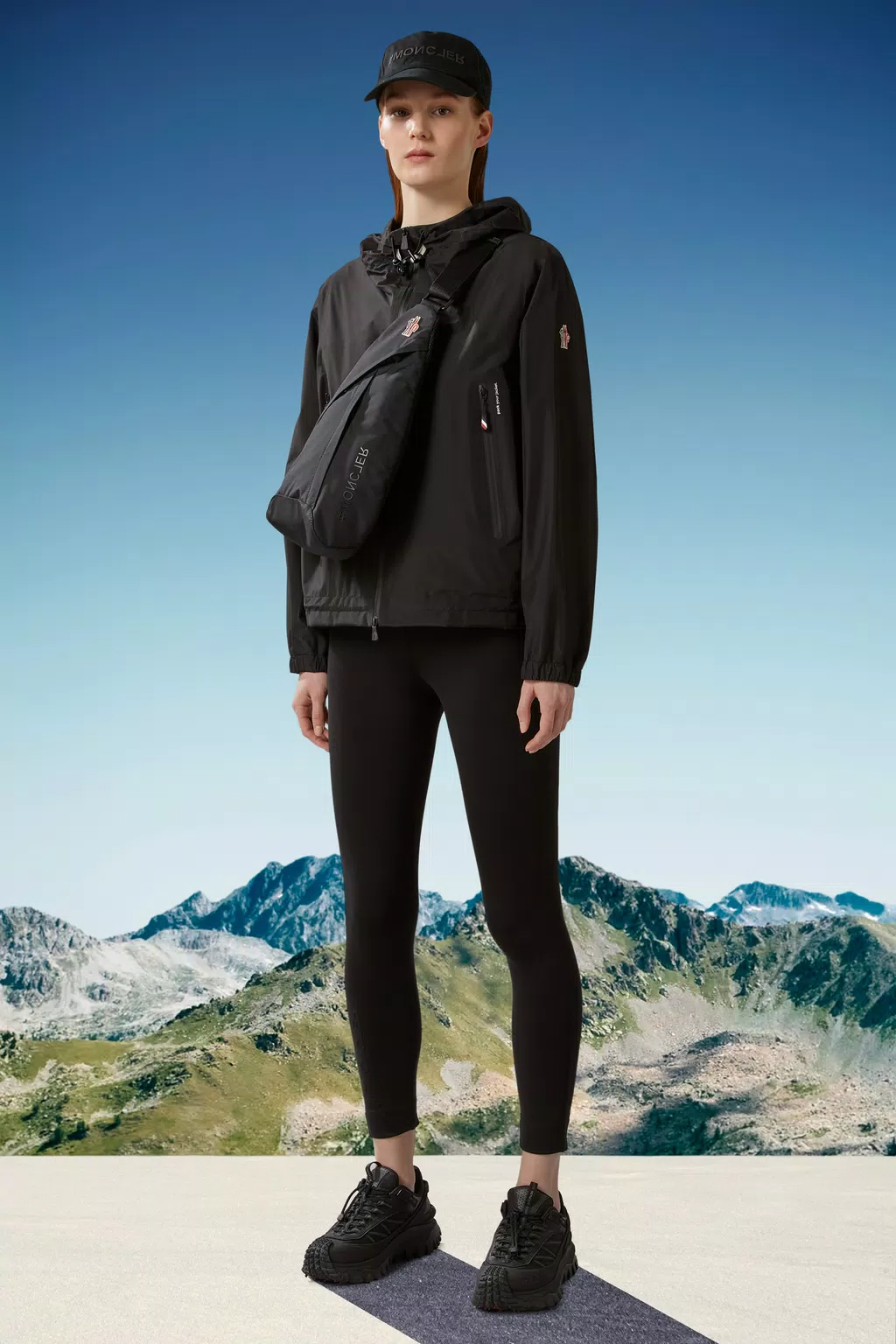 ŽENSKA JAKNA FANES JACKET 1A00004-597C5 CRNA